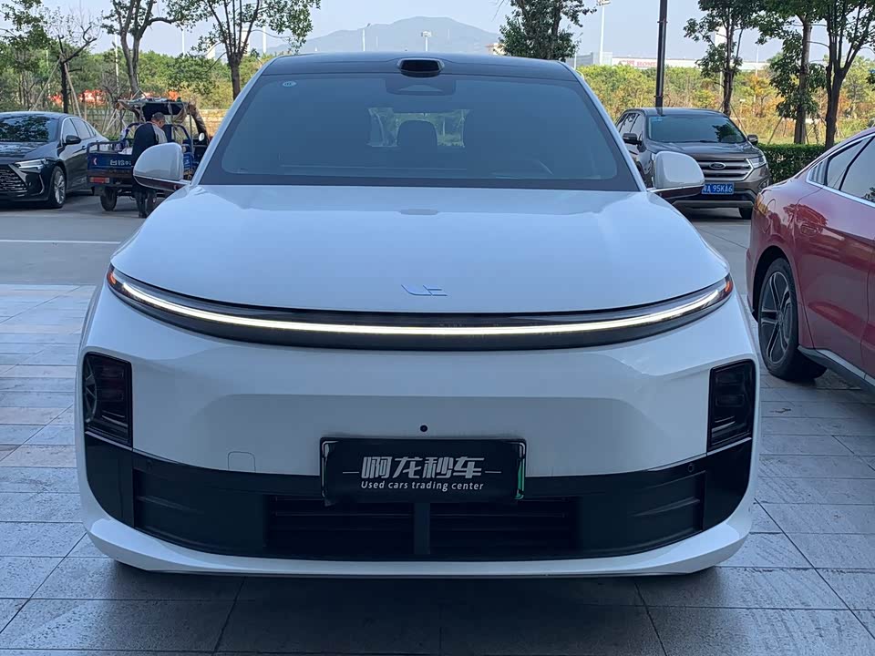 Li Auto Ideal L6