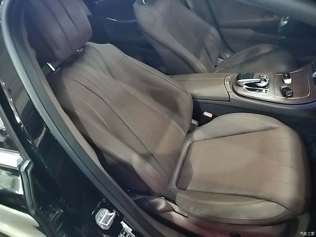 Mercedes-Benz E-Class, 2018 25