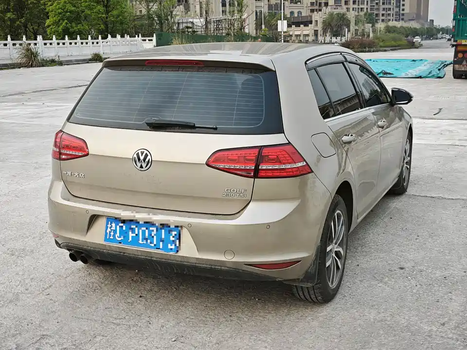 Volkswagen golf