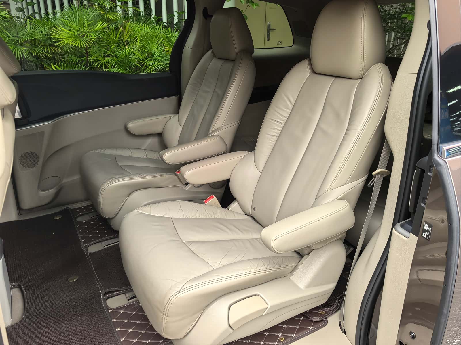 Buick GL8, 2016 14