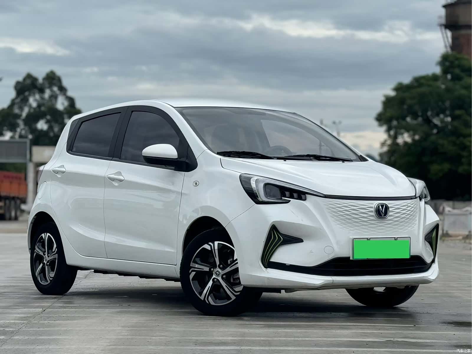 Changan E-Star, 2022 3