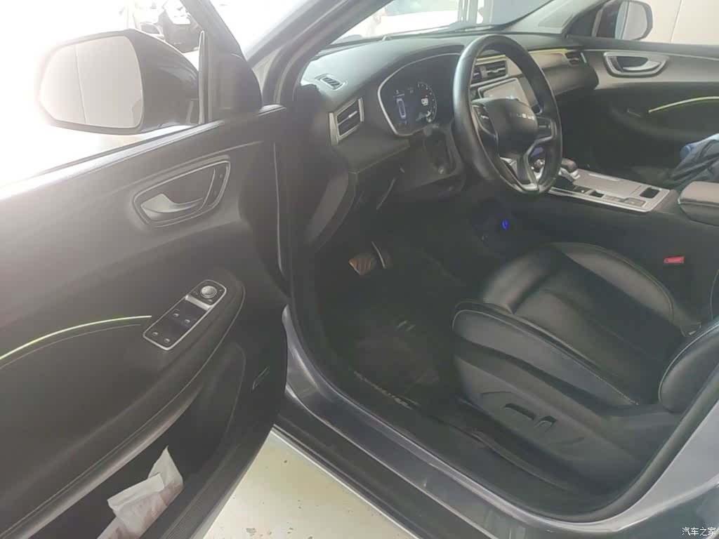 Roewe RX5, 2020 16