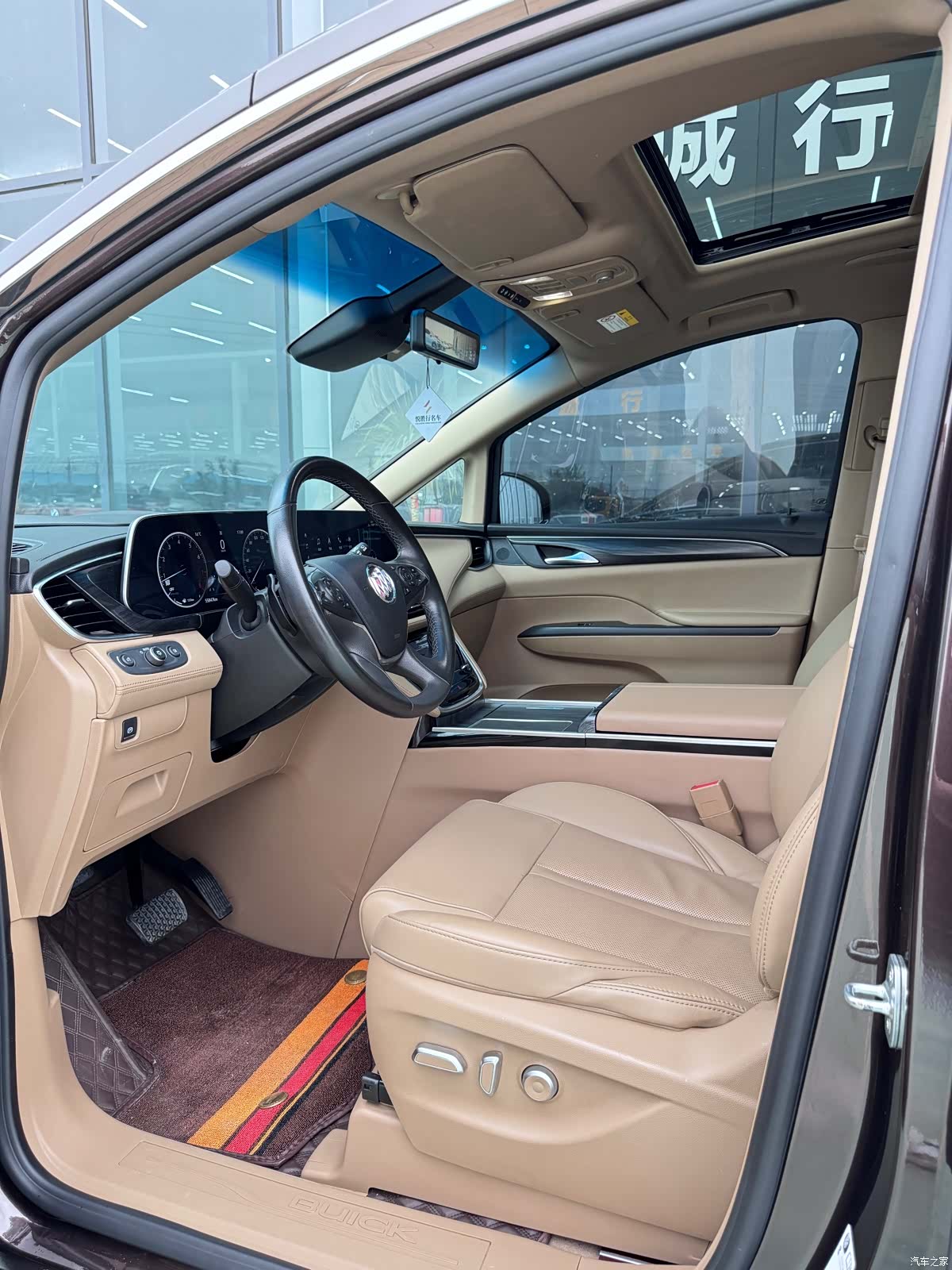 Buick GL8, 2021 9