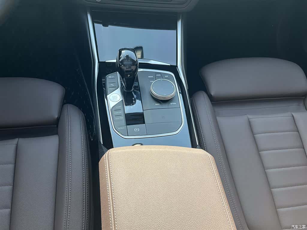 BMW 3 Series, 2020 24