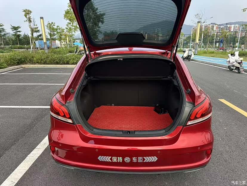 MG MG6, 2018 18