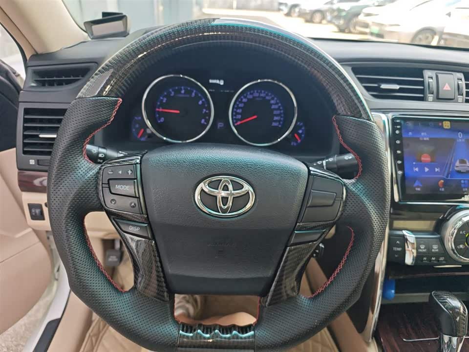 Toyota Reiz Toyota Reiz