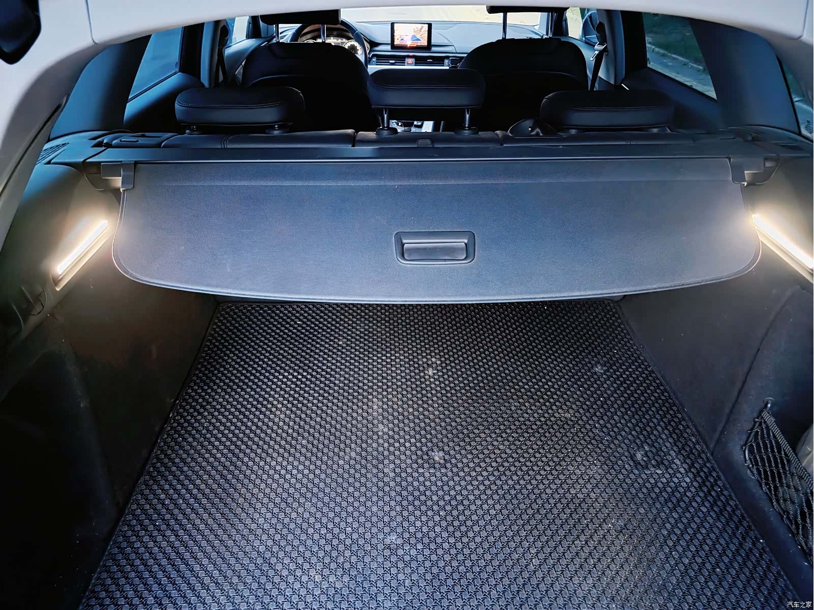 Audi A4, 2017 15