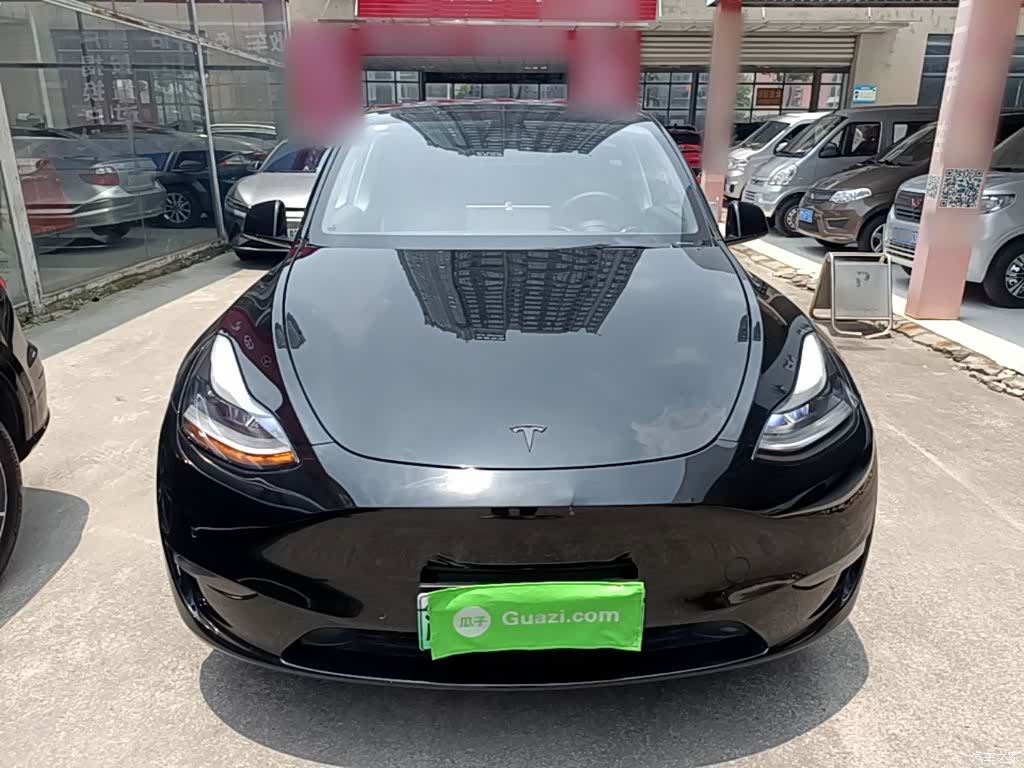 Tesla Model Y, 2021 3
