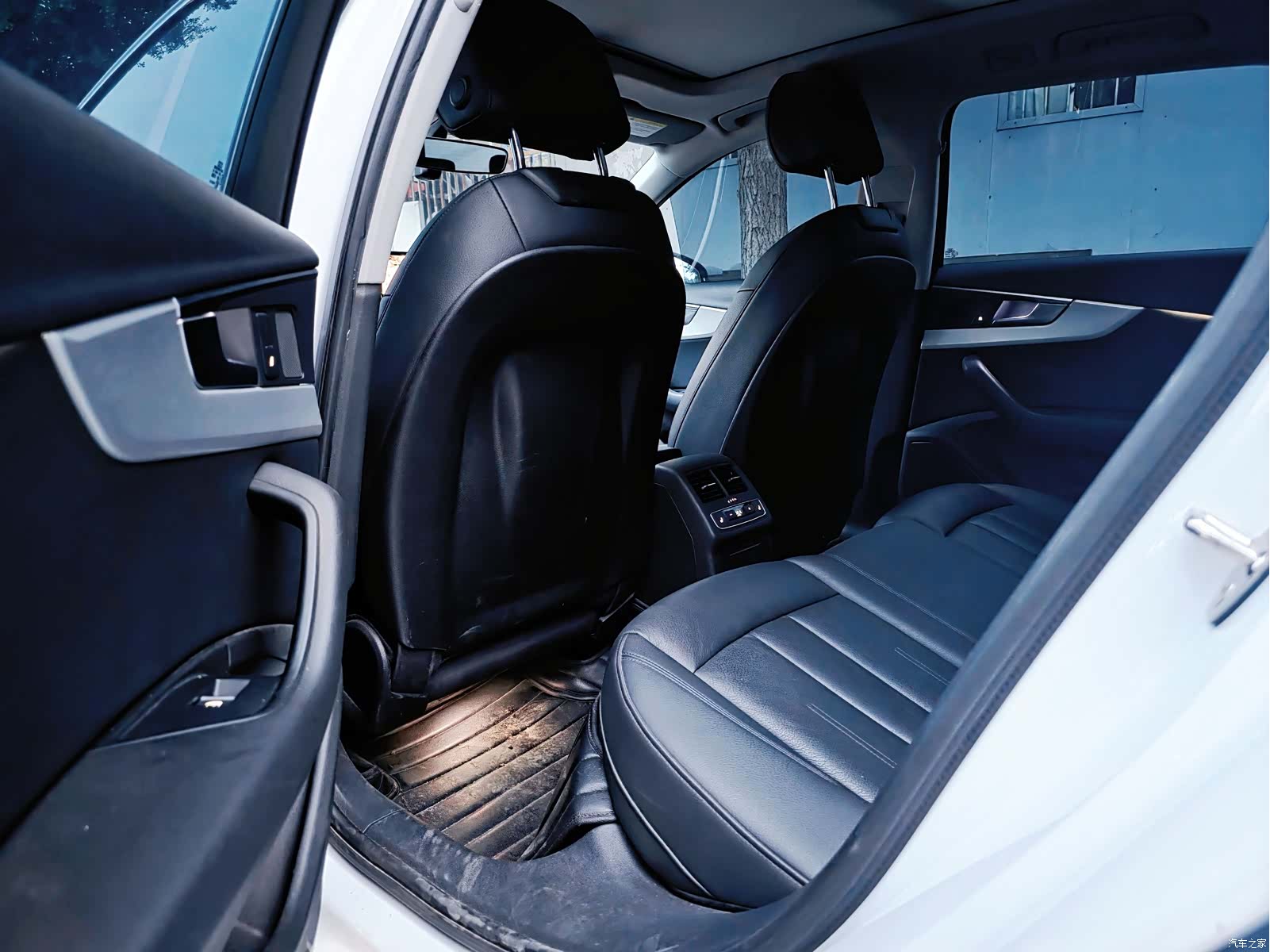 Audi A4, 2017 8