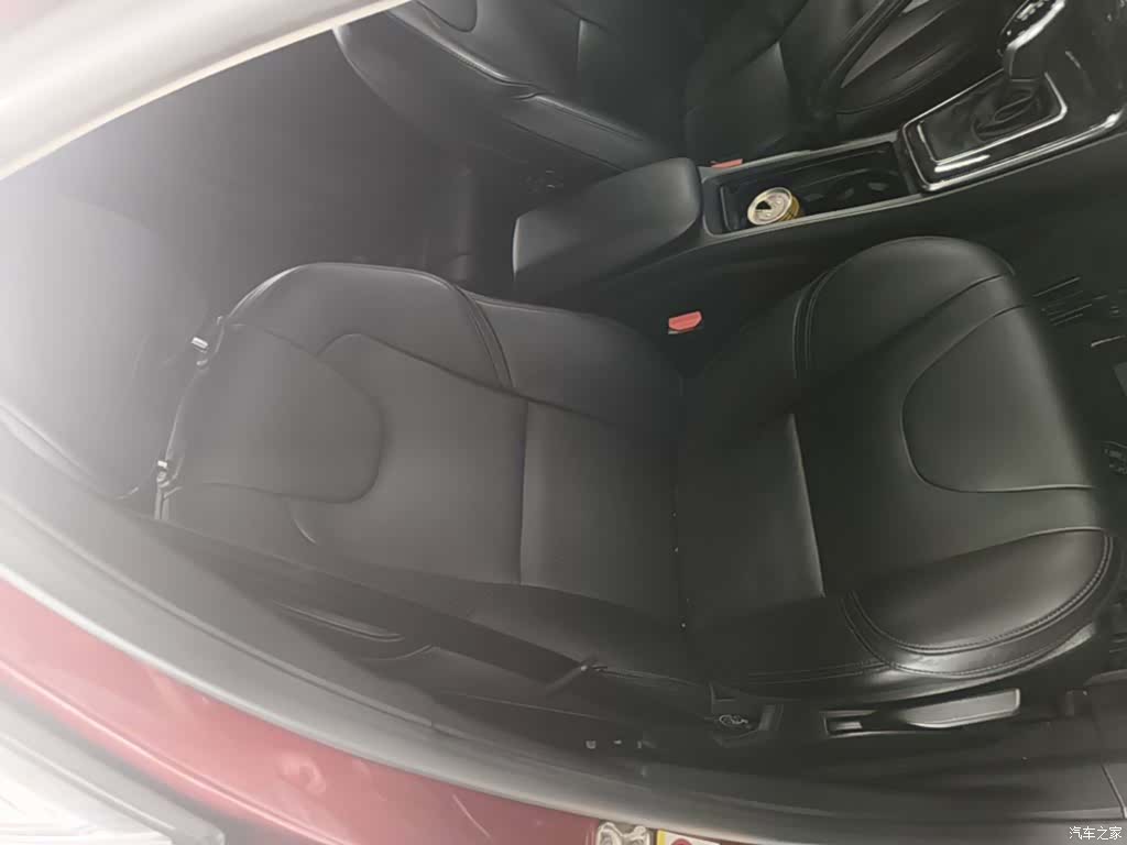 Volvo V40, 2017 25
