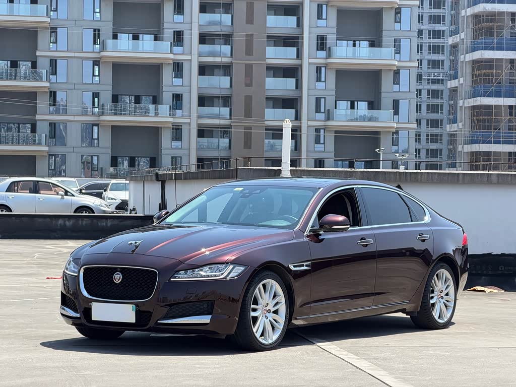 Jaguar XFL