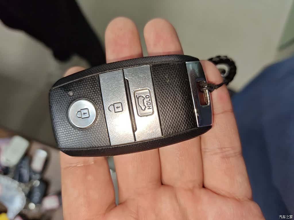 Kia KX5, 2016 9