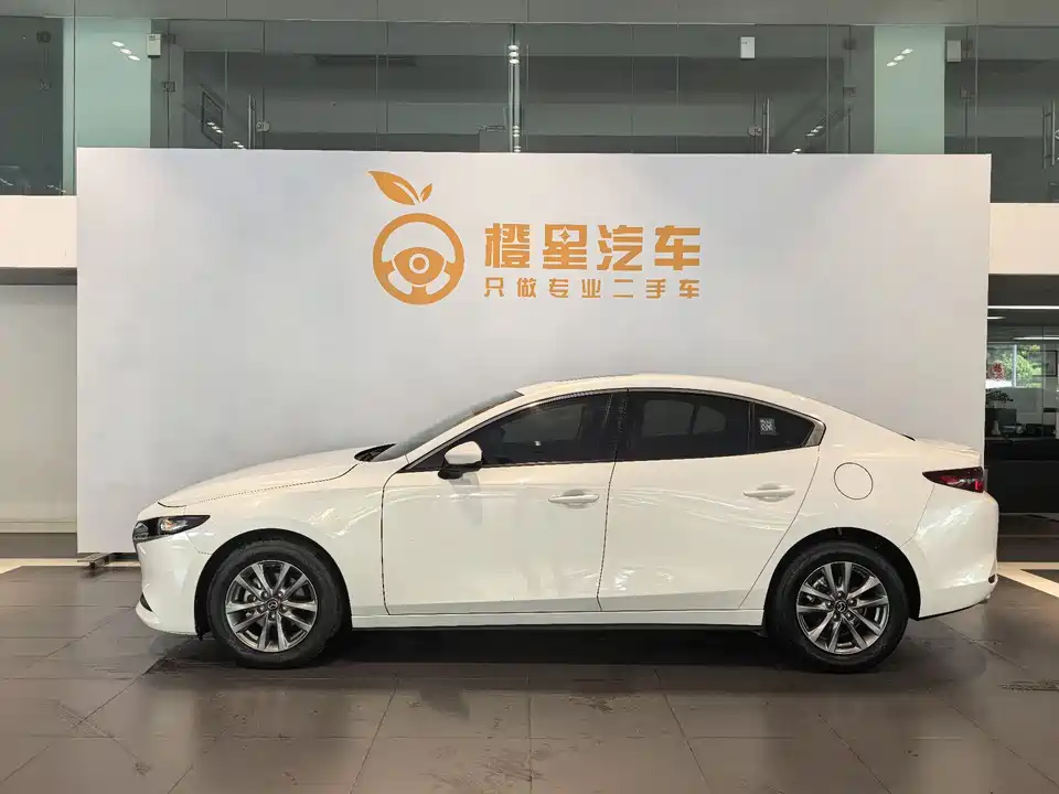 Mazda 3 Angkesaila