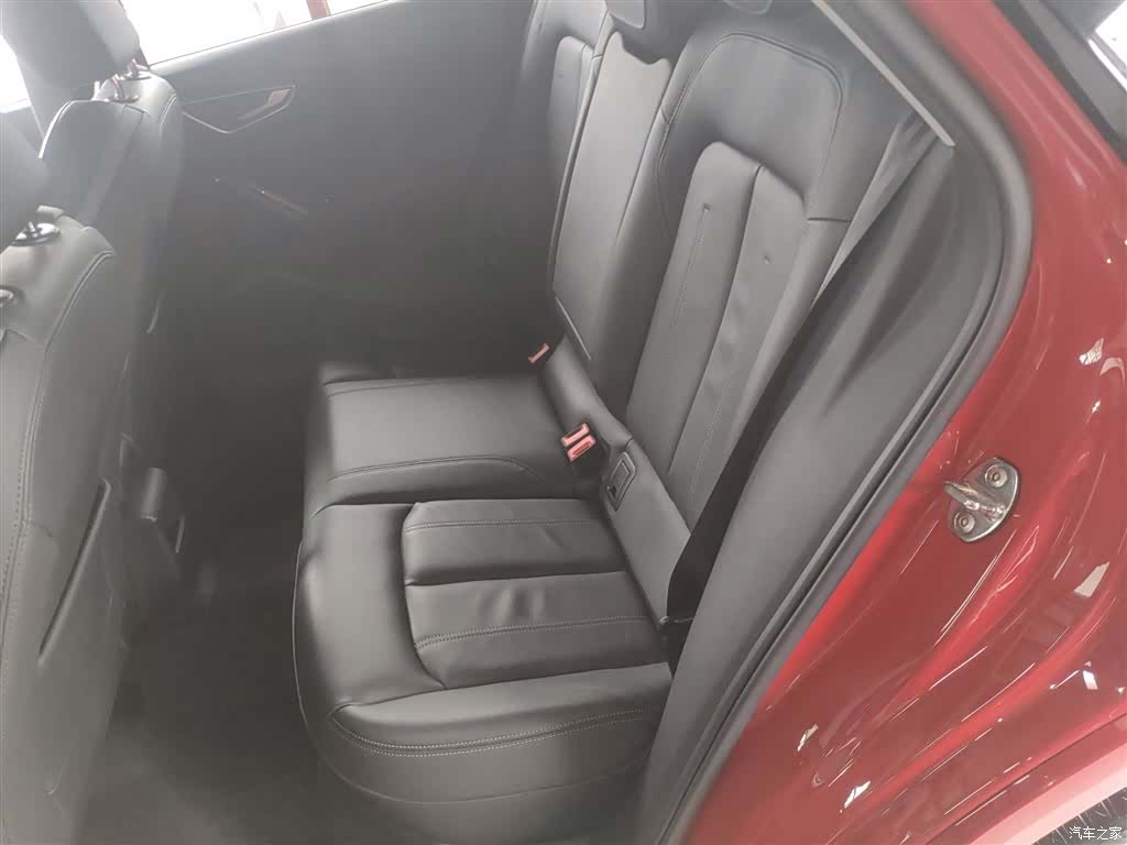 Audi Q2L, 2022 17