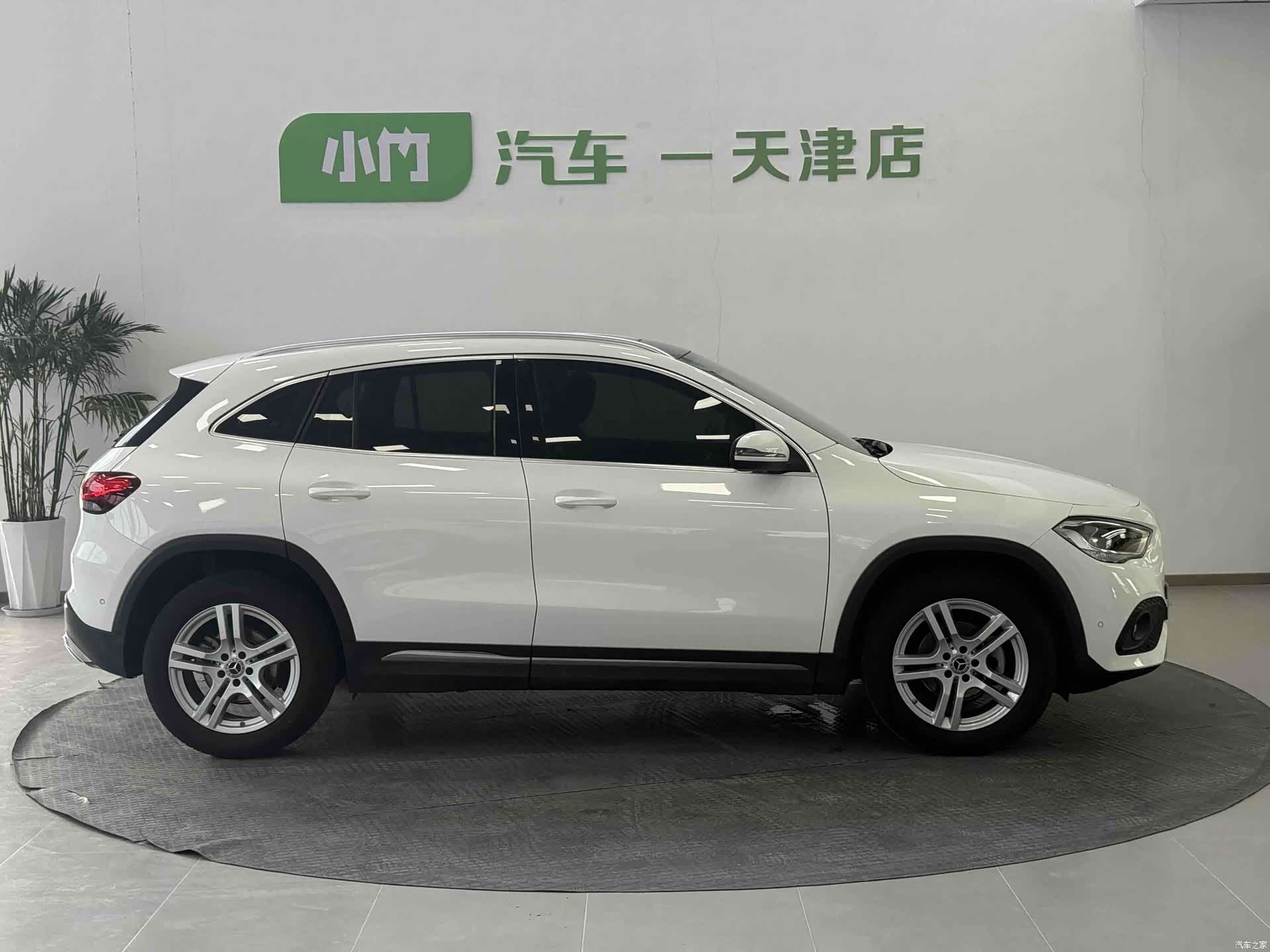 Mercedes-Benz GLA, 2022 4
