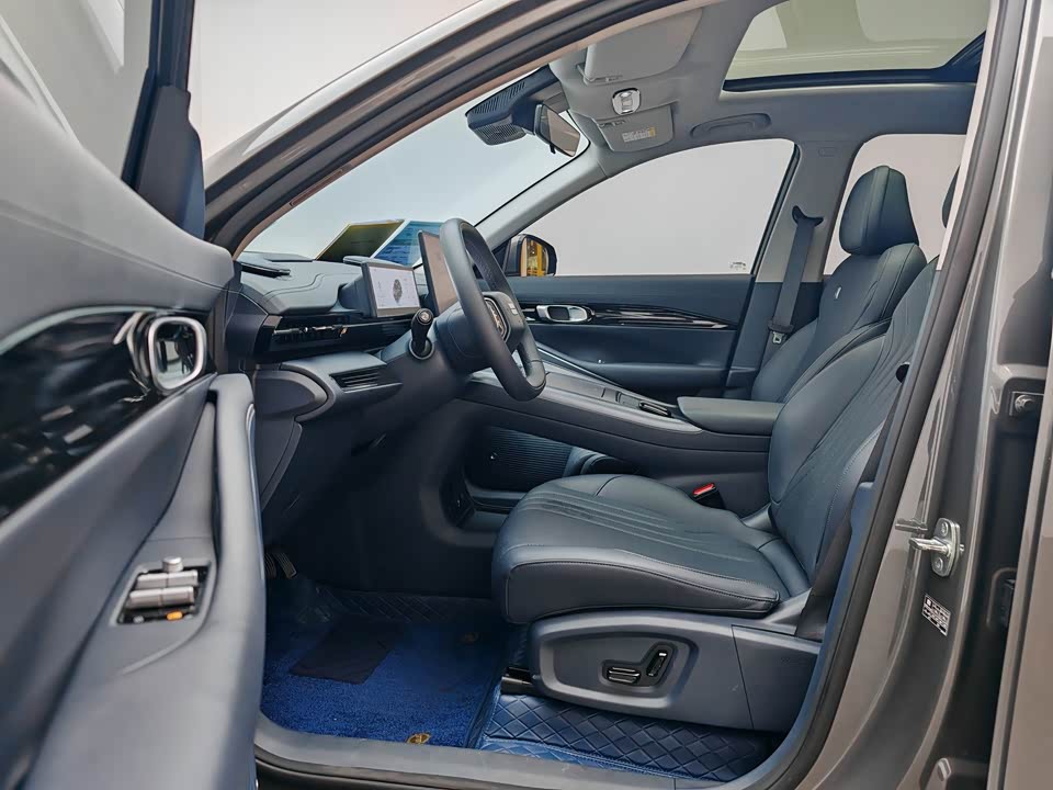 Geely Galaxy Galaxy E5