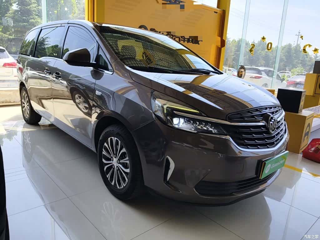 Buick GL8, 2021 4