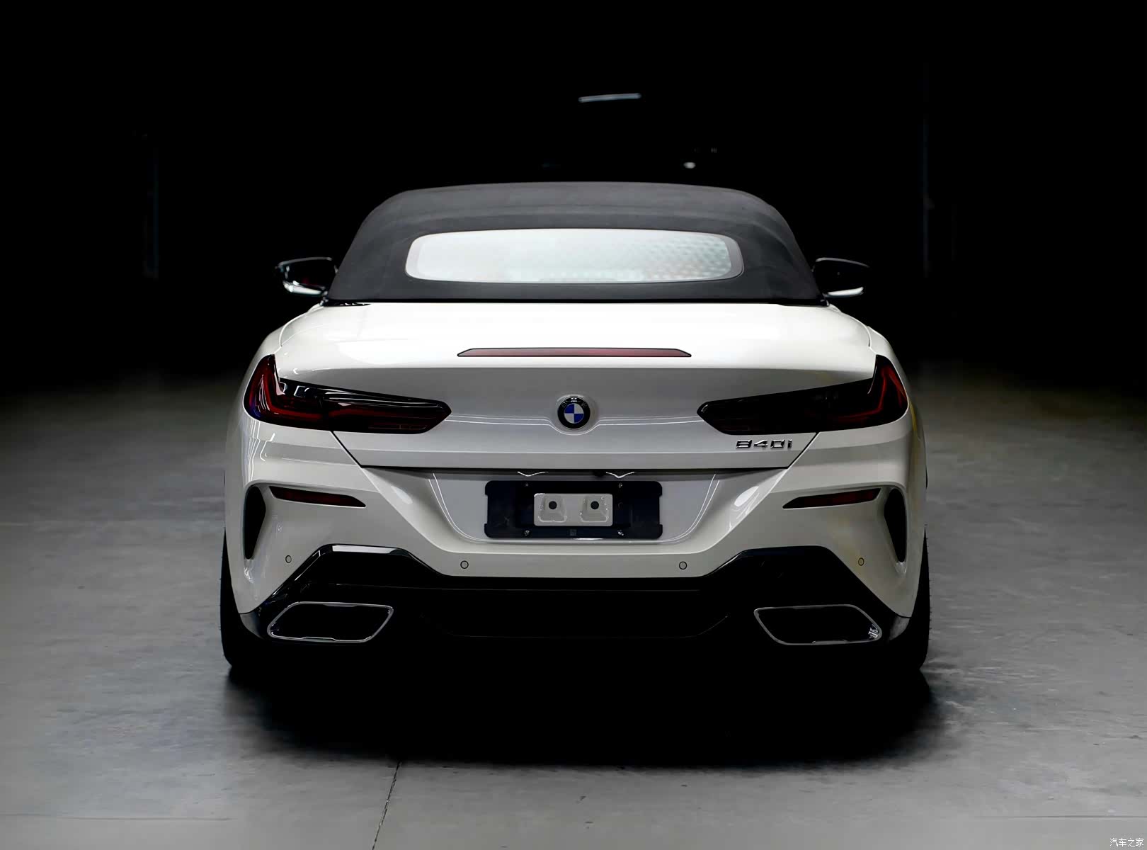 BMW 8 Series, 2023 все фото