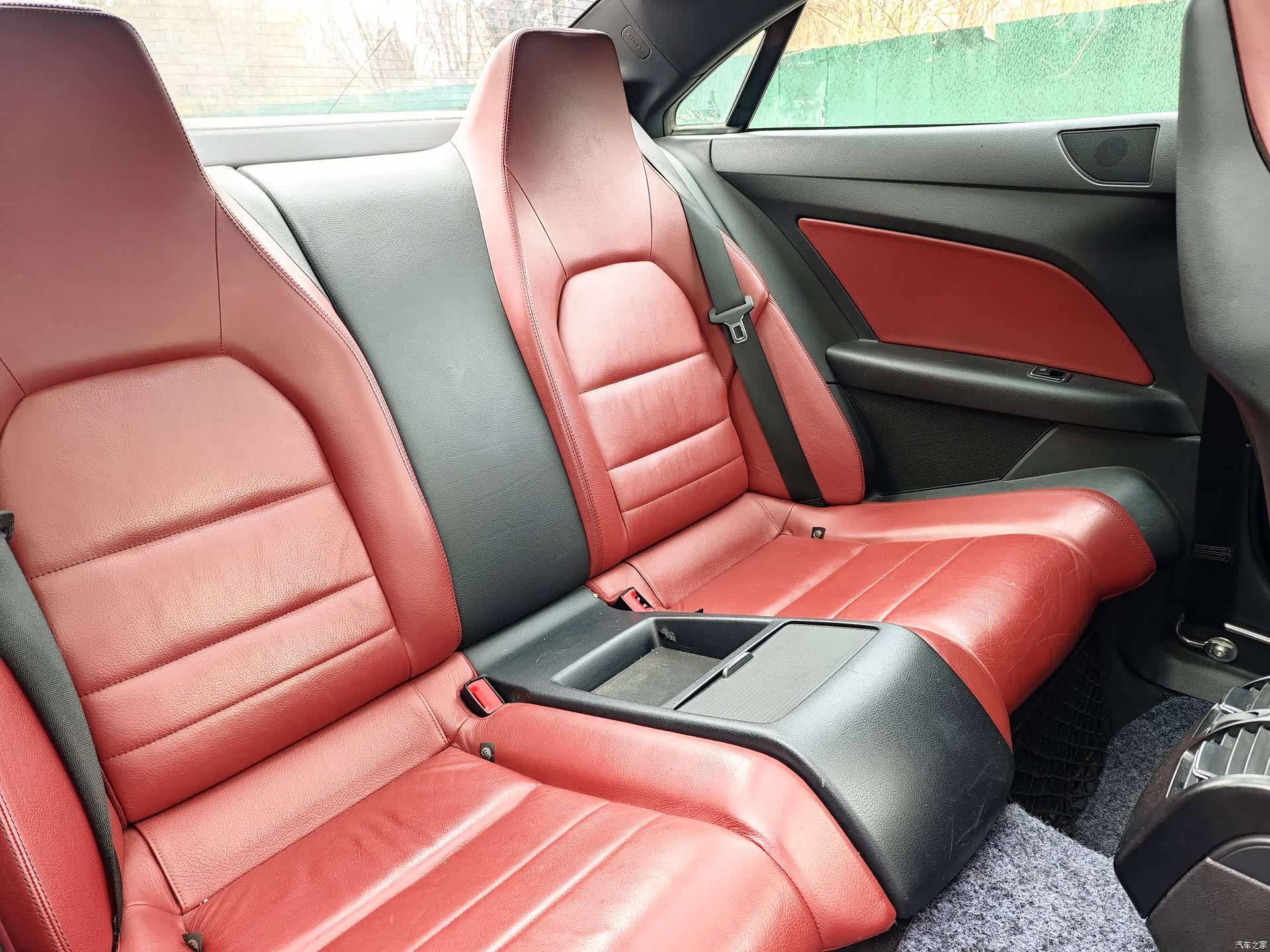 Mercedes-Benz E-Class, 2013 7