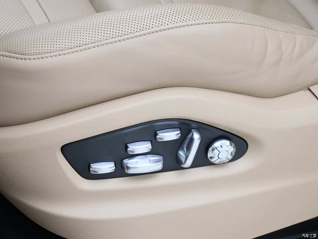 Porsche Cayenne, 2018 все фото
