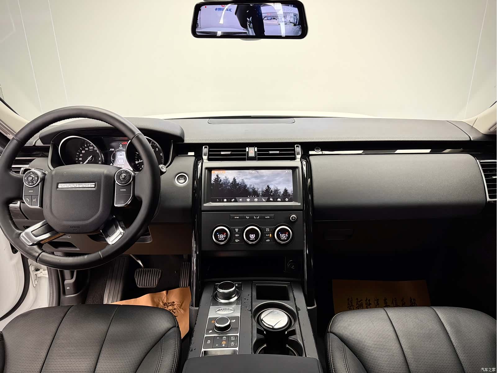 Land Rover Discovery, 2019 14