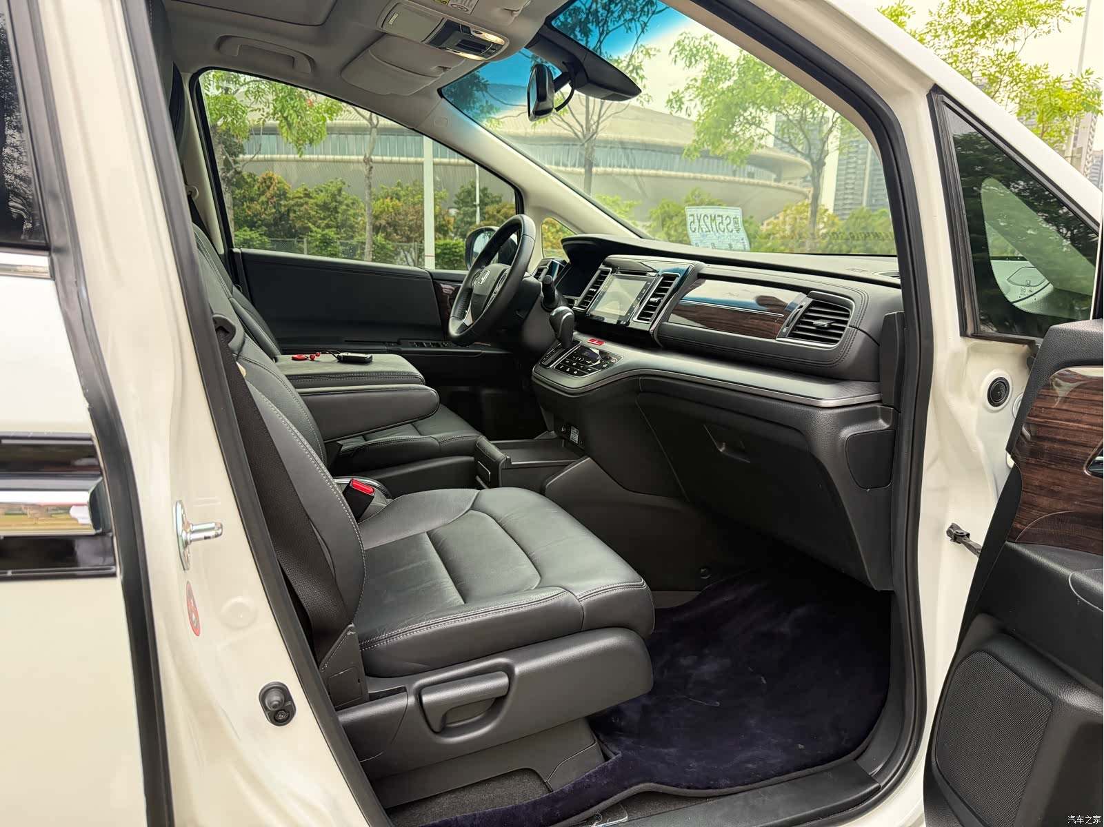 Honda Elysion, 2018 12