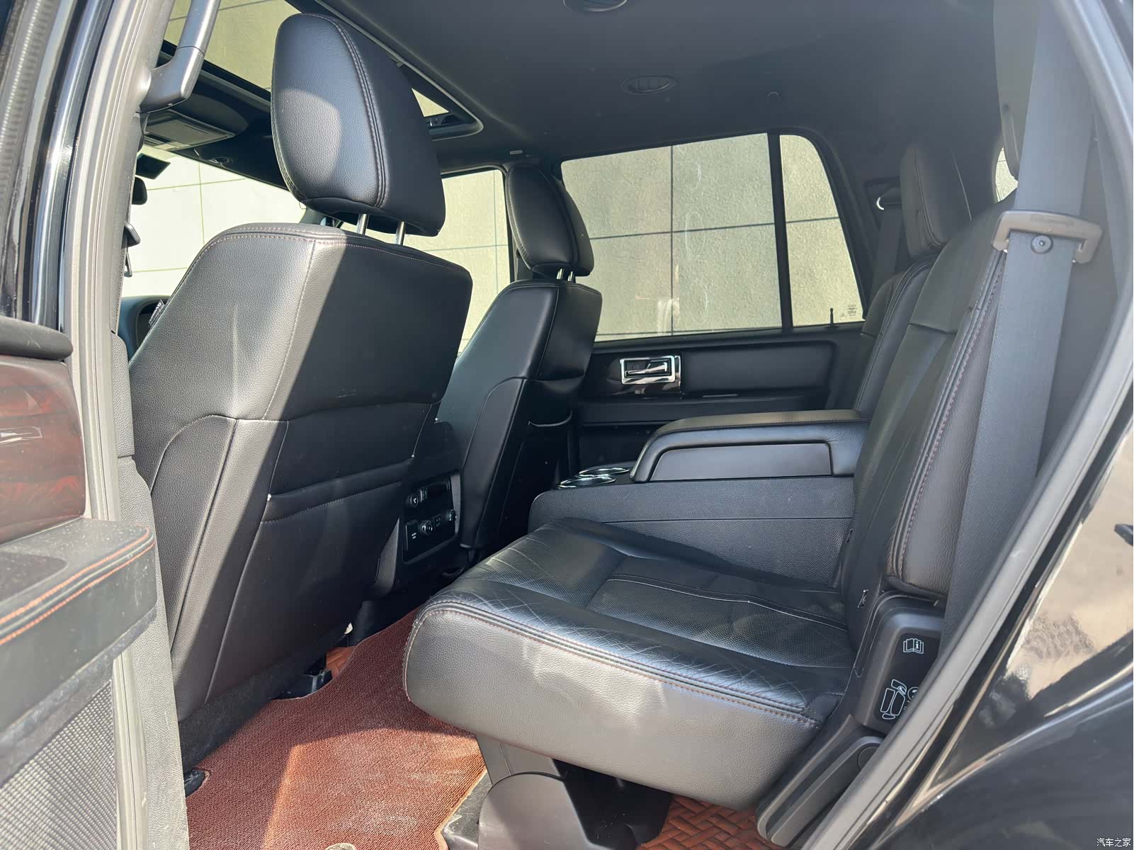 Lincoln Navigator, 2018 все фото