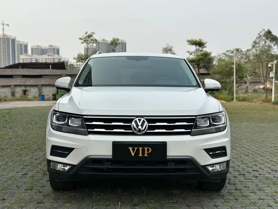 Volkswagen Tiguan L