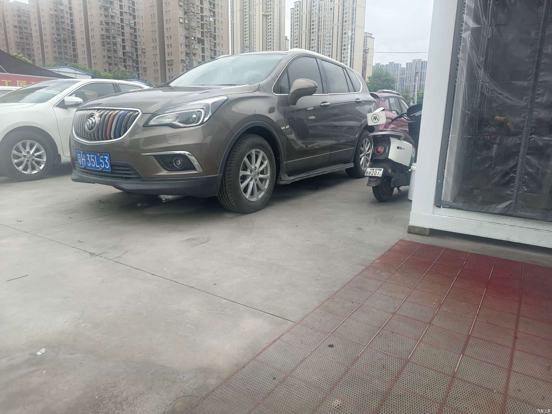 Buick Envision Plus, 2016 1
