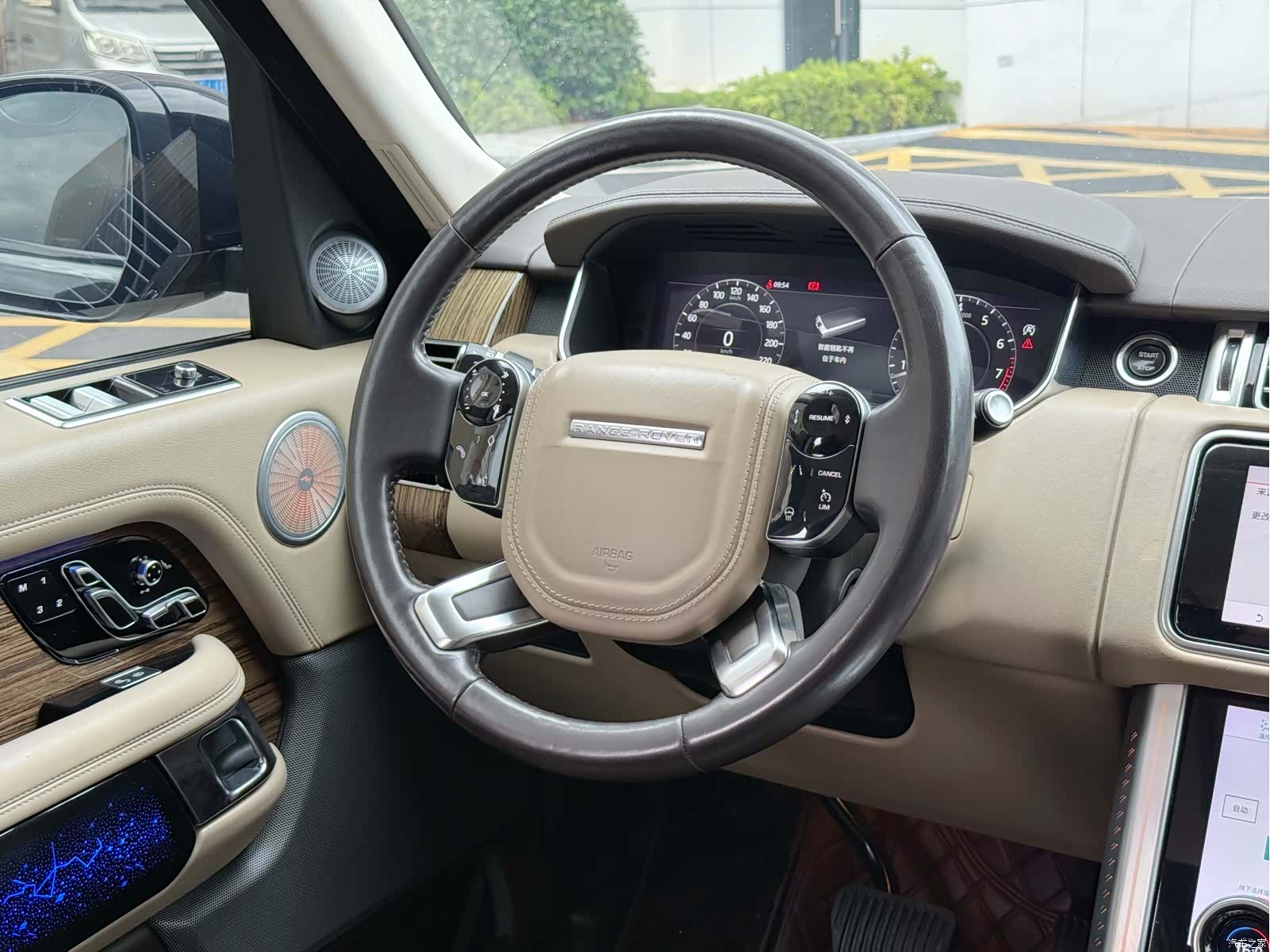 Land Rover Range Rover, 2019 15