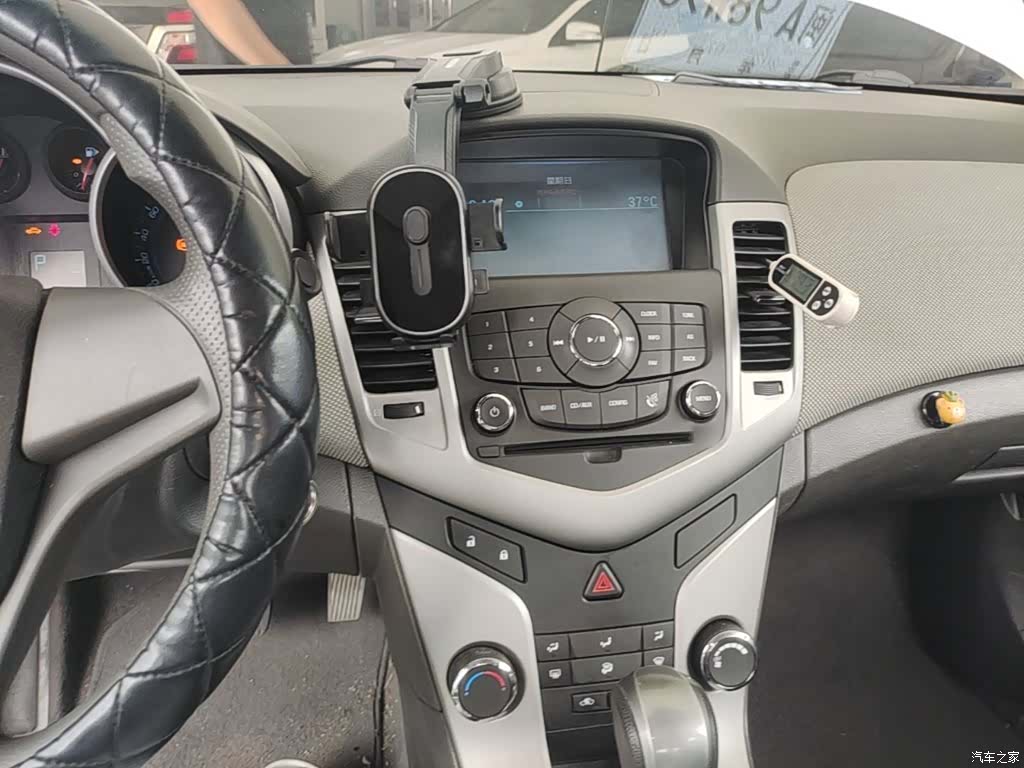 Chevrolet SE, 2014 10