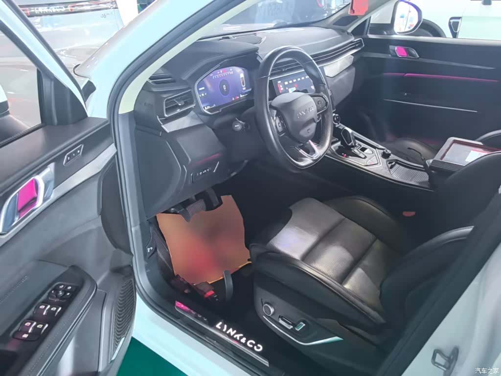 Lynk & Co 01, 2022 16