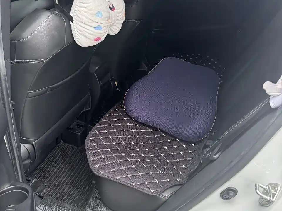 Toyota Corolla Sharp amplifier