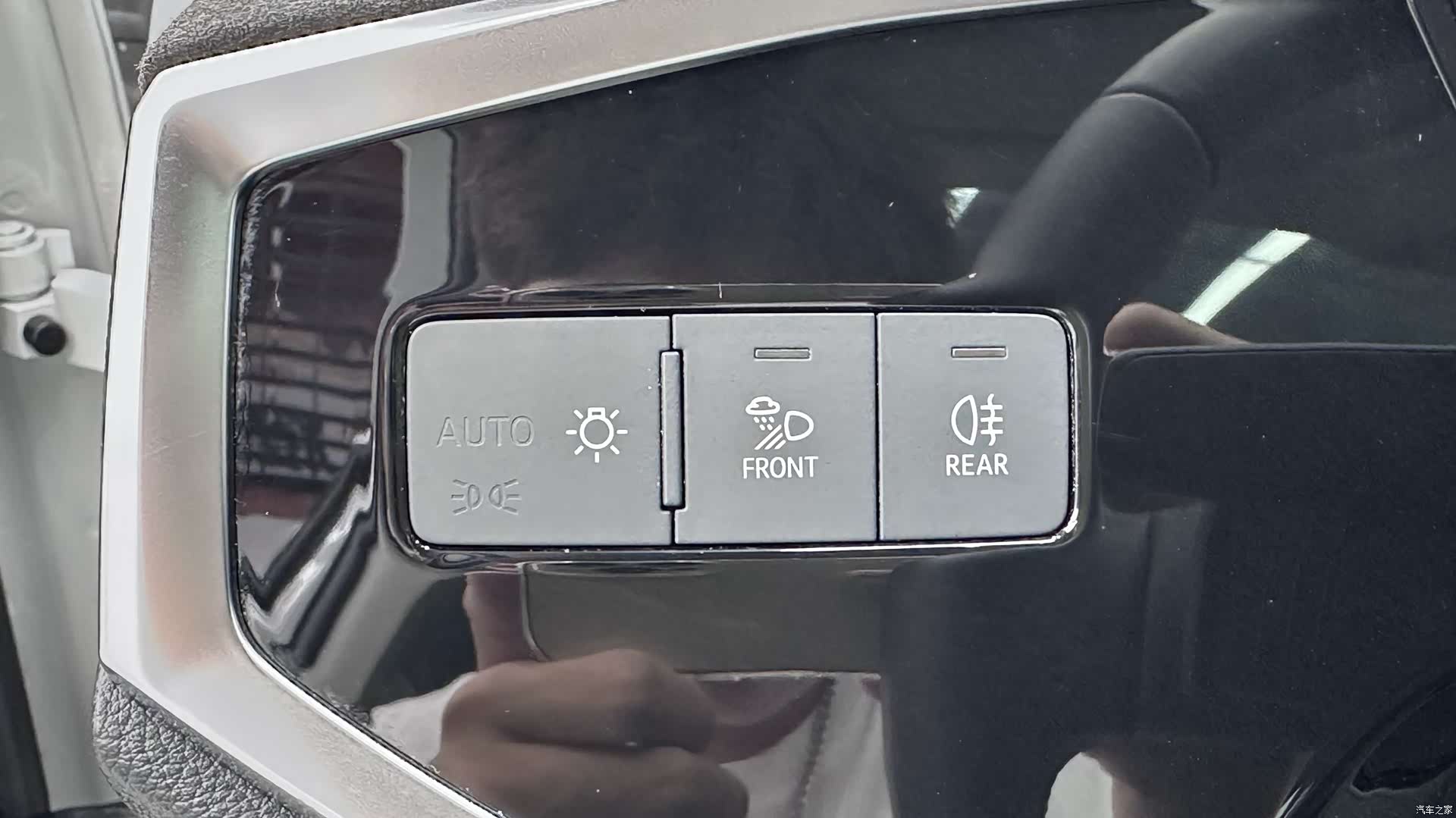 Audi Q3, 2023 10