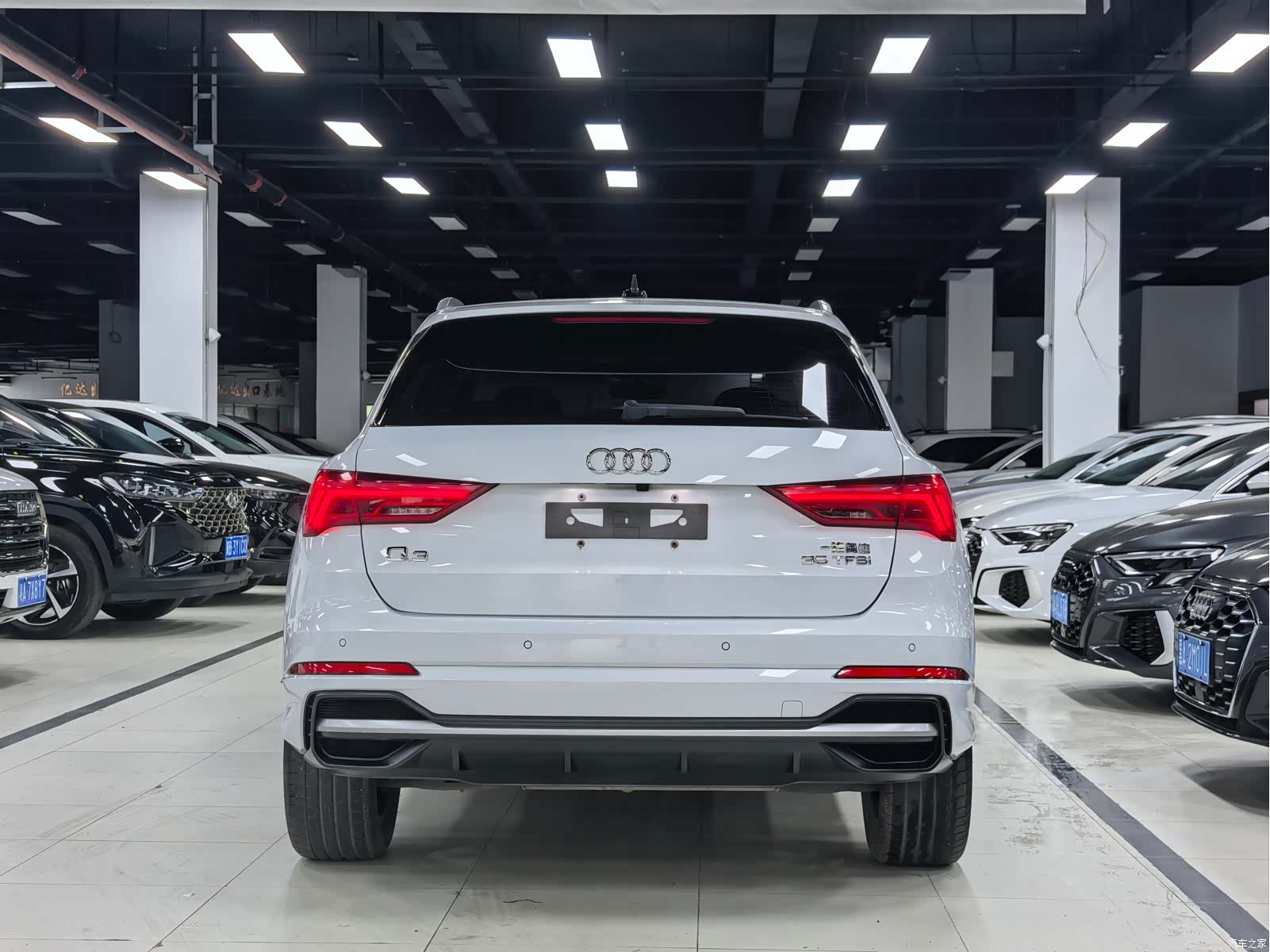 Audi Q3, 2023 25