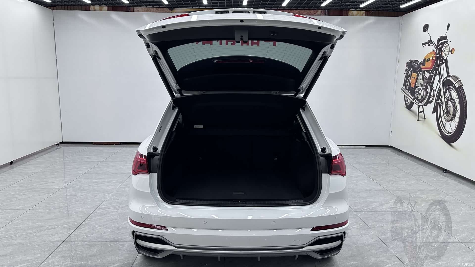 Audi Q3, 2023 21