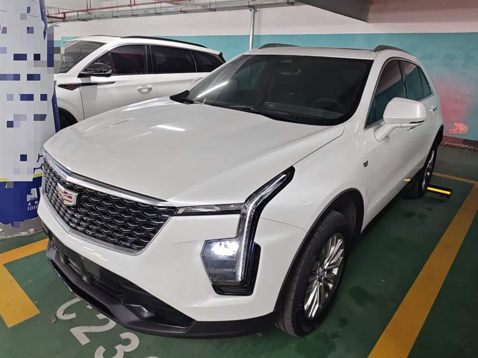Cadillac XT4