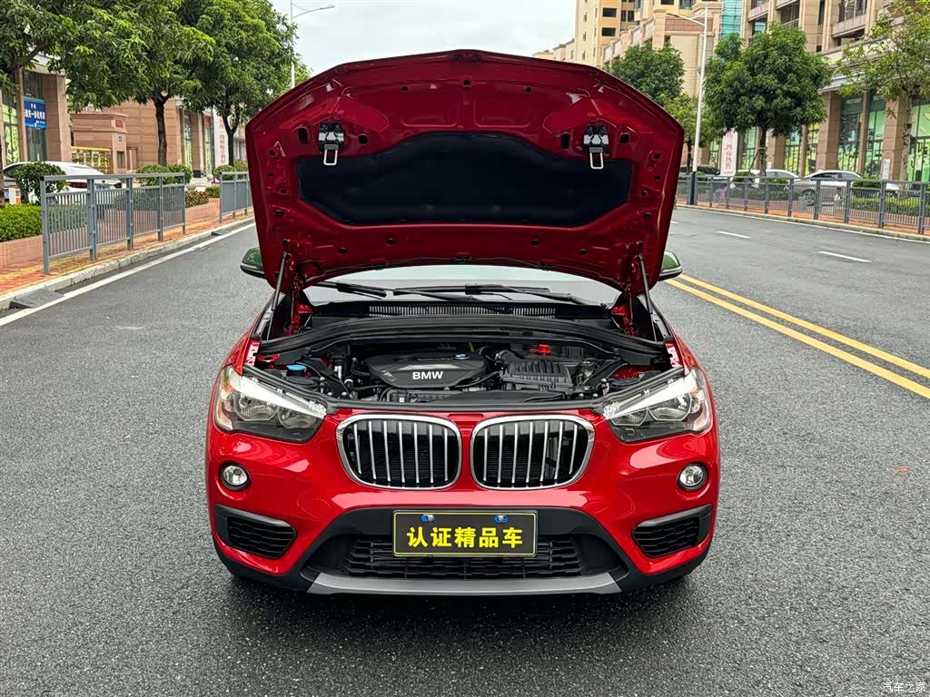 BMW X1, 2018 все фото