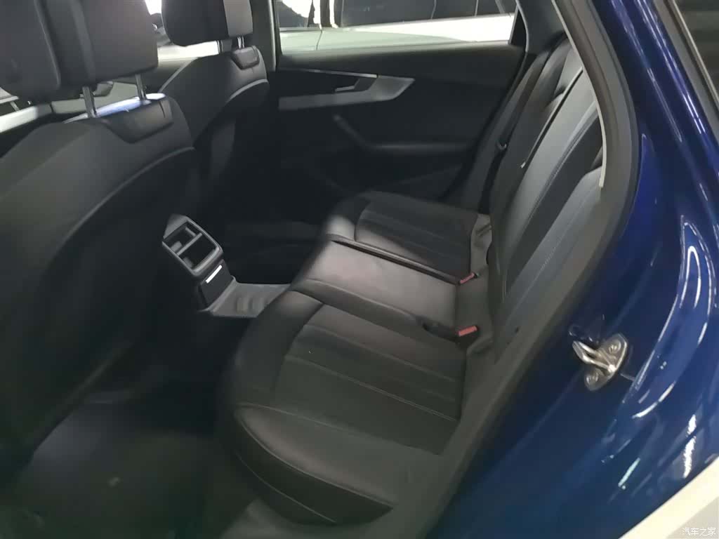 Audi A4L, 2020 13