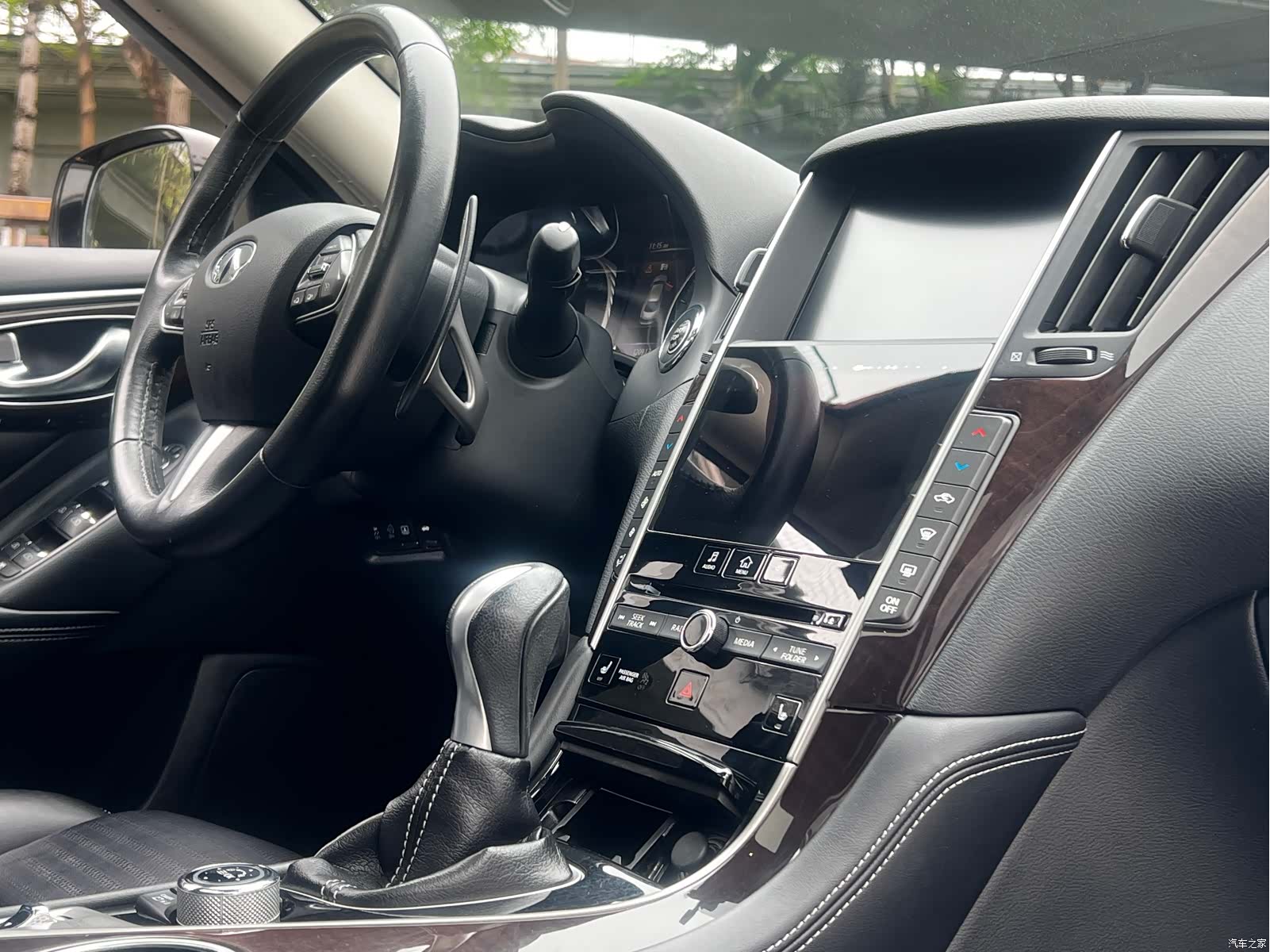 Infiniti Q50L, 2017 39