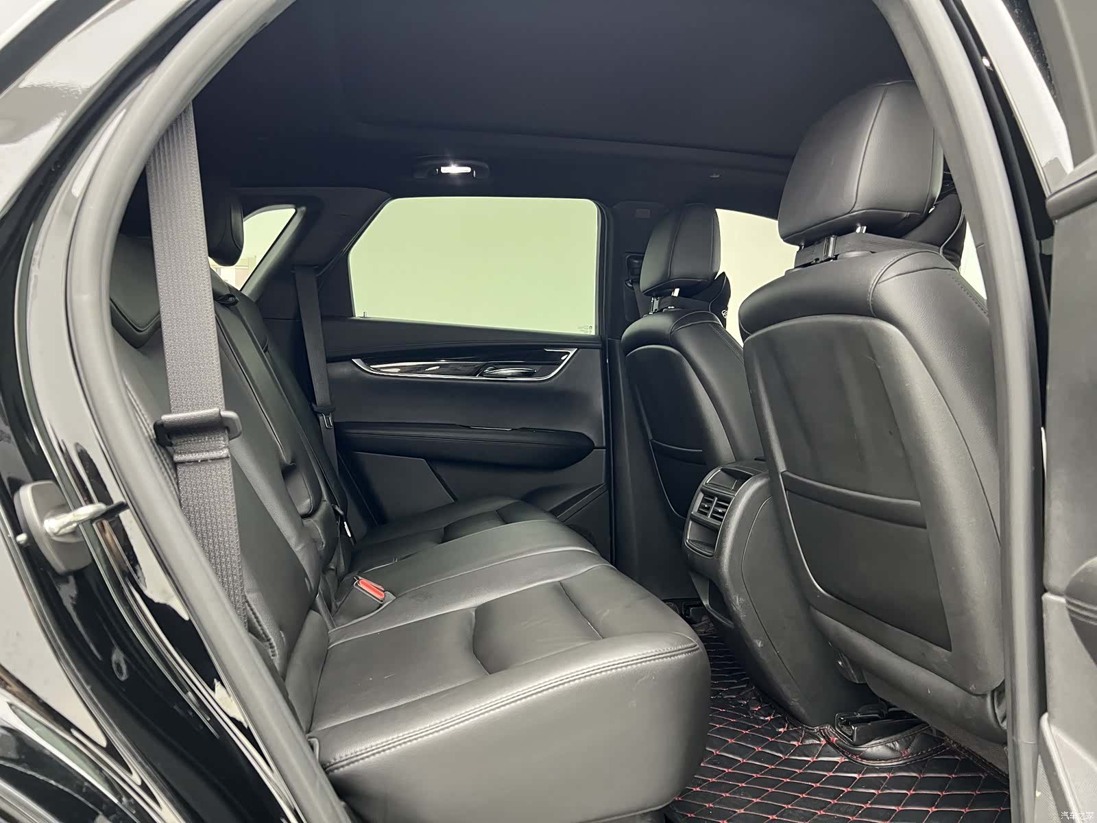 Cadillac XT5, 2018 11