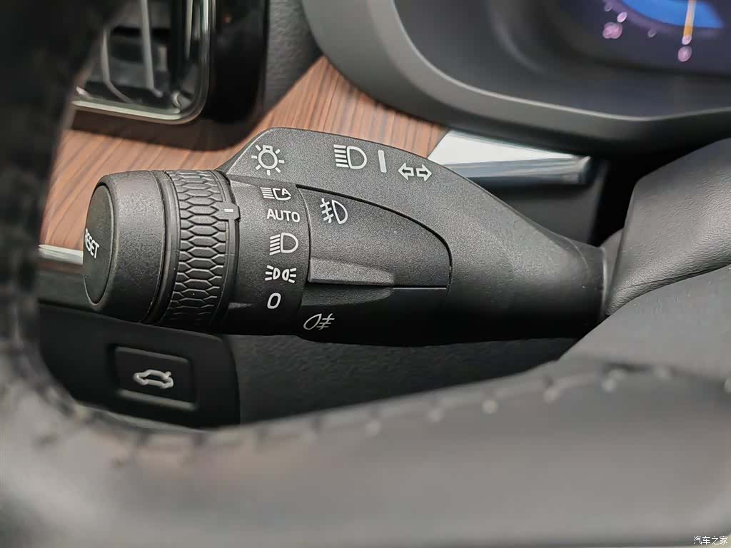 Volvo XC60, 2021 21