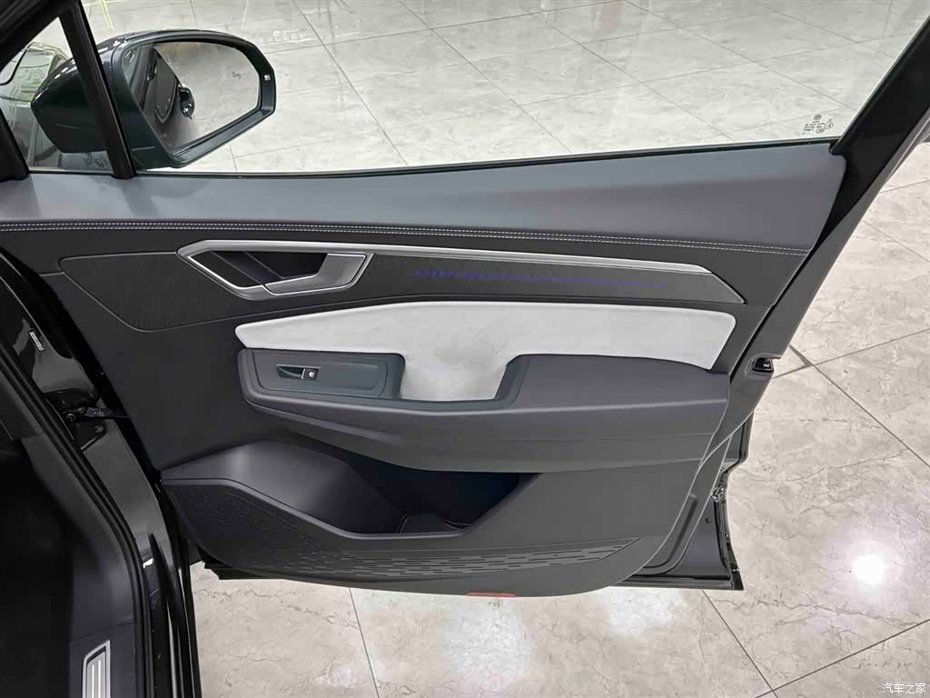 Volkswagen Talagon, 2025 12