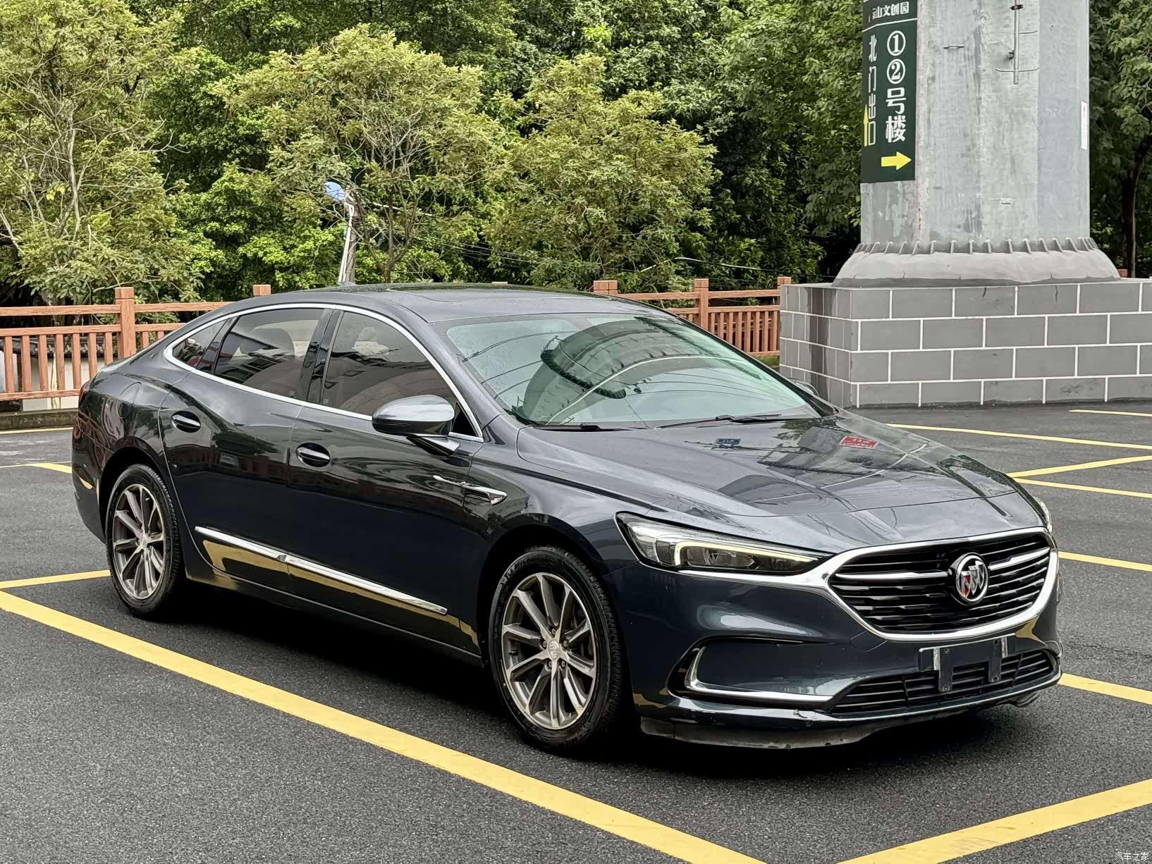 Buick LaCrosse, 2019 все фото