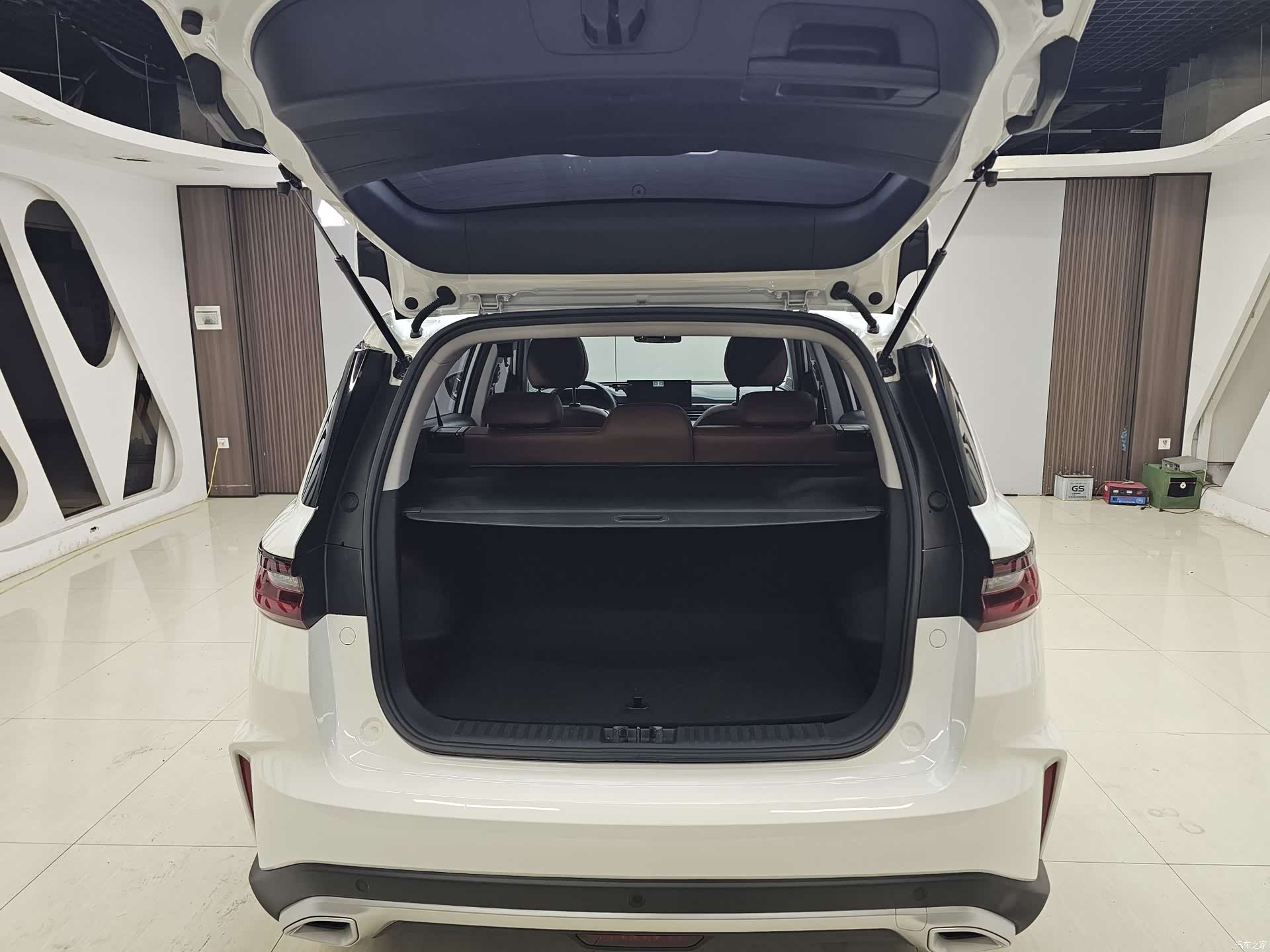Geely X6, 2023 8