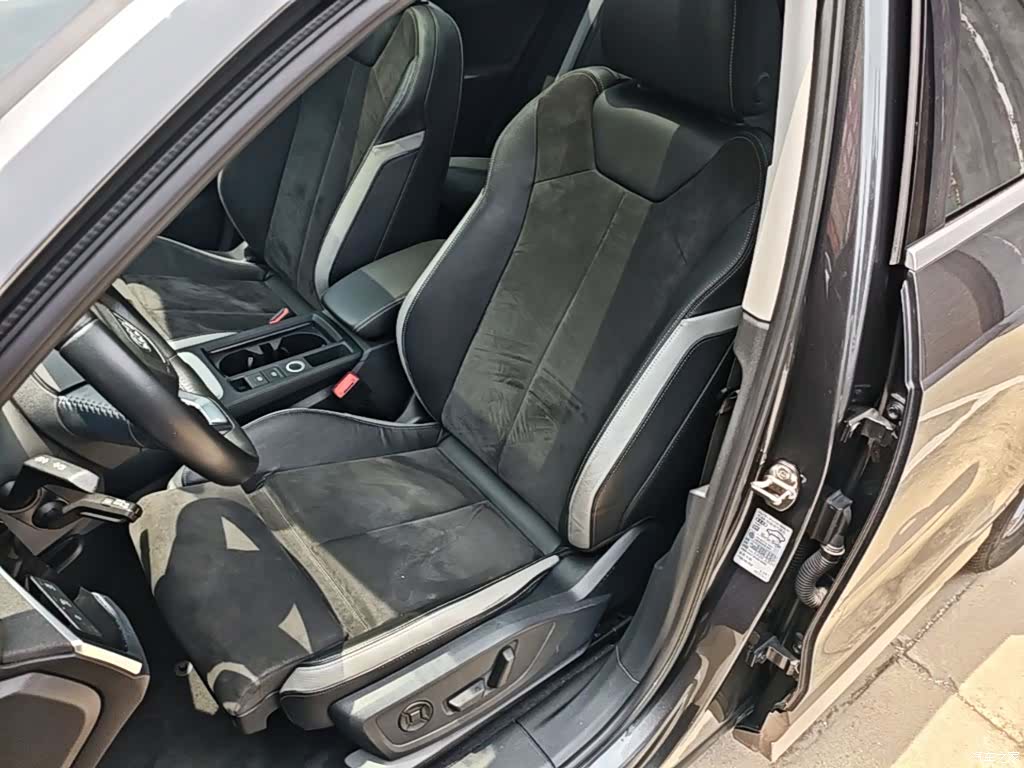 Audi Q3, 2021 15