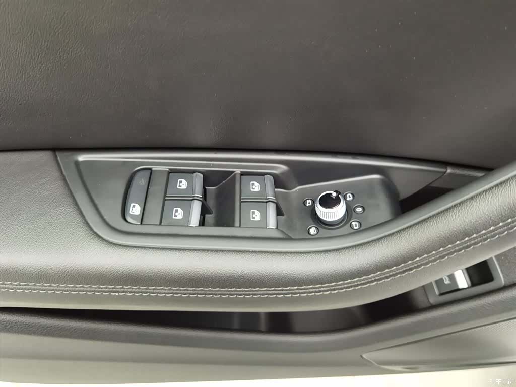 Audi A4L, 2022 9
