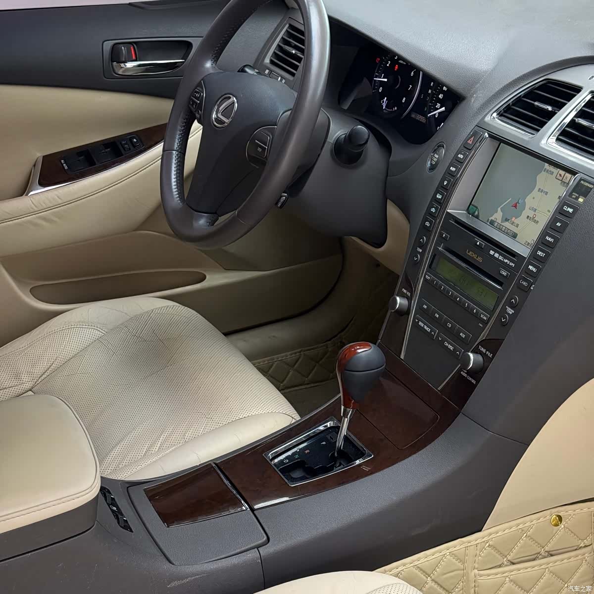 Lexus ES, 2010 23