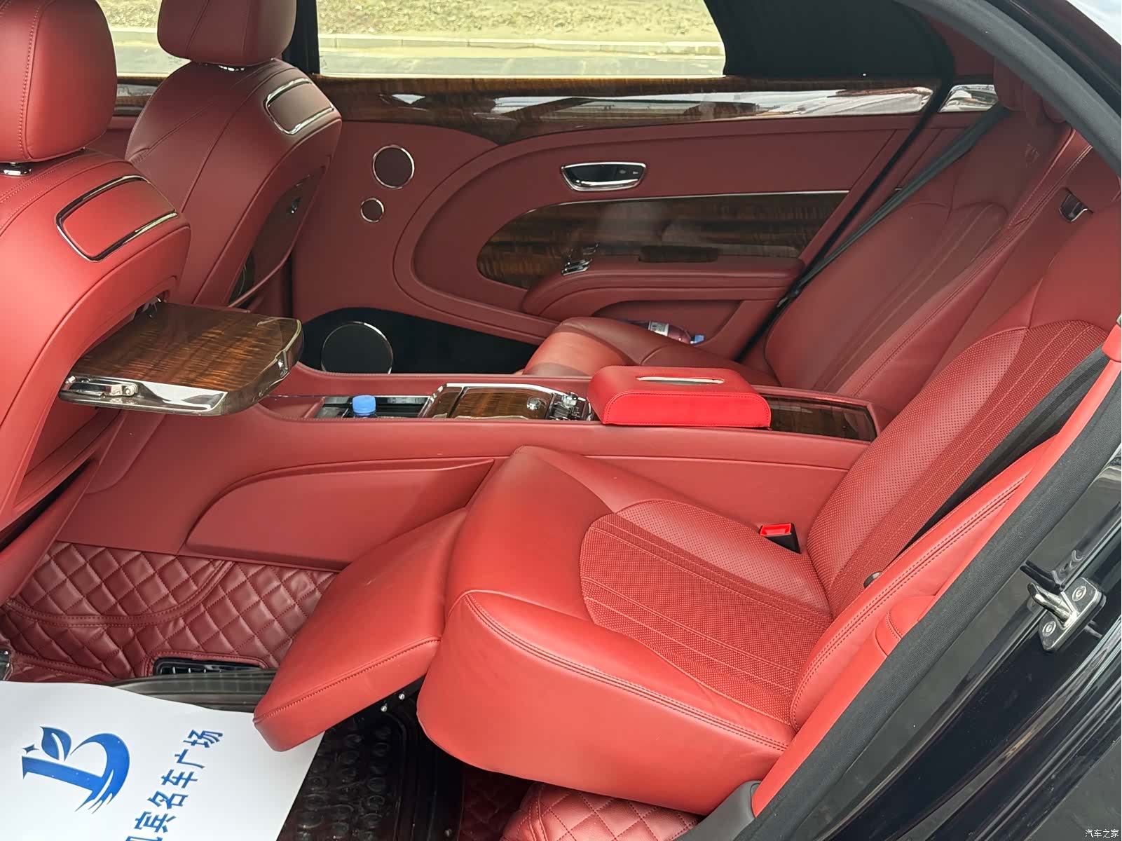 Bentley Mulsanne, 2018 11