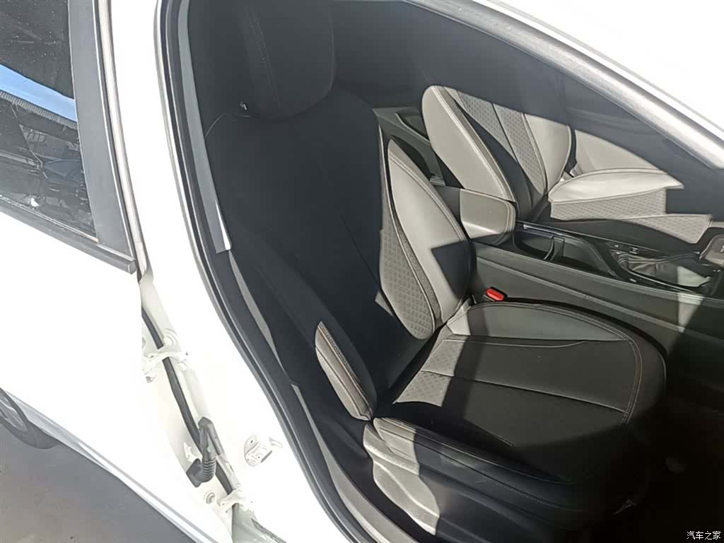 Buick Verano, 2025 25
